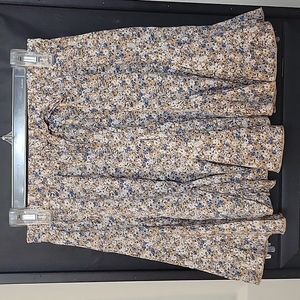Floral flounce mini skirt